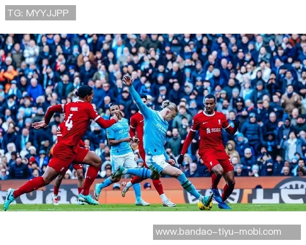 英超争夺白热化第2至第11名仅差3分曼城胜利可跃升至第2位 英超争夺白热化第2至第11名仅差3分曼城胜利可跃升至第2位